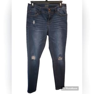 True Craft Women Bluejeans. Size 11.